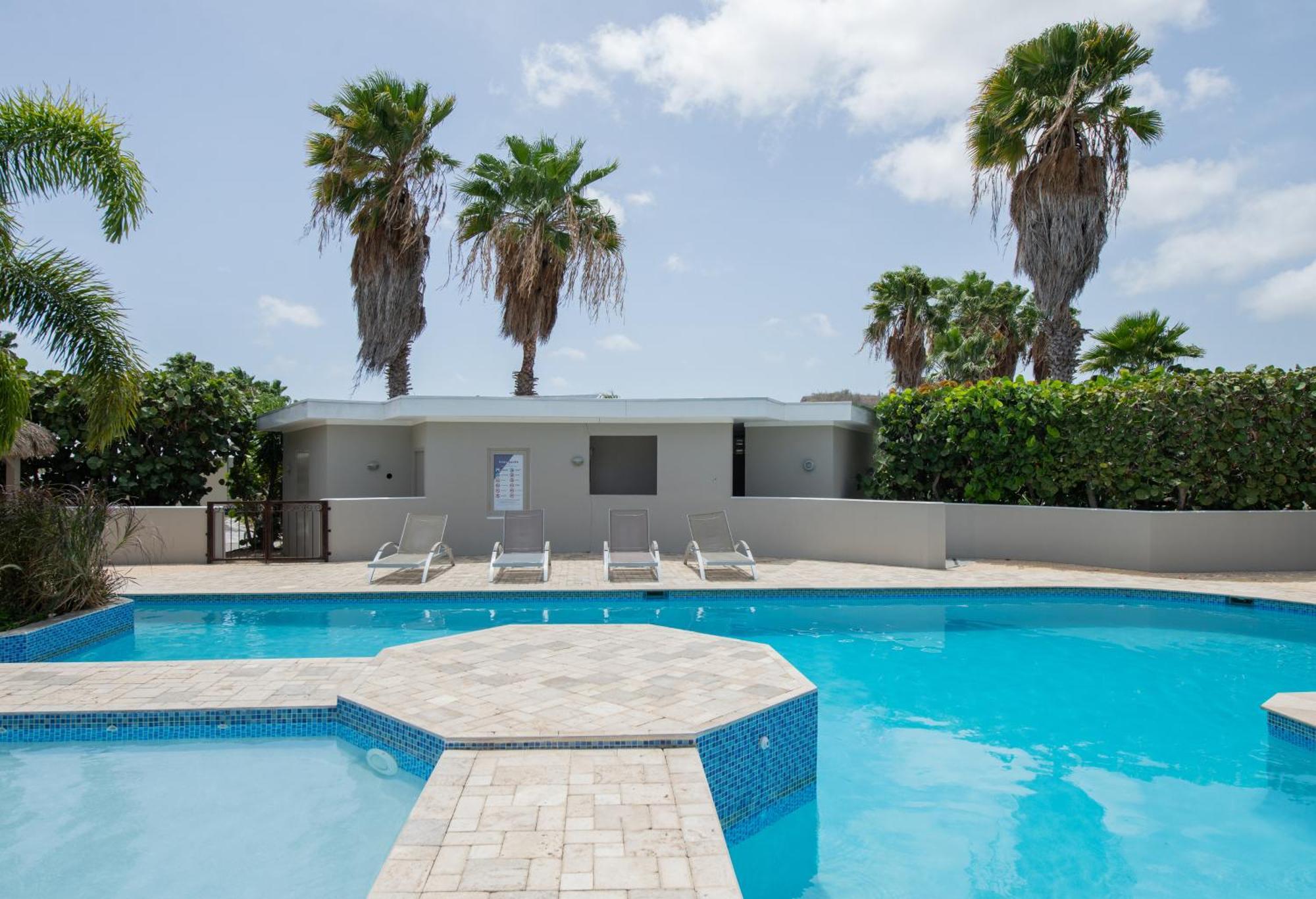 וילמסטאד Villa At Secured Gated Resort Near Mambo Beach! מראה חיצוני תמונה